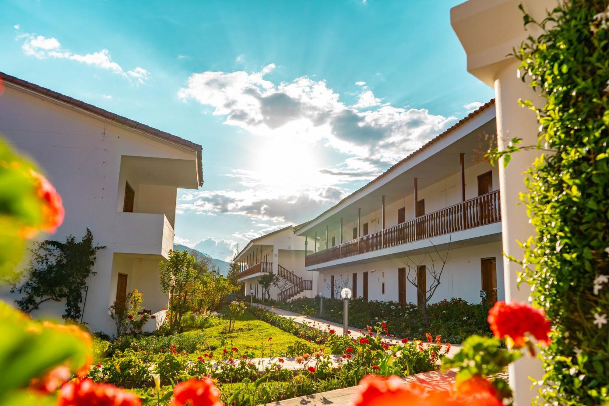 Hotel Agustos Urubamba Dış mekan fotoğraf